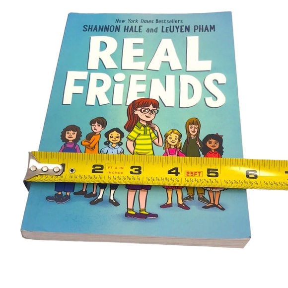 Real Friends book by Shannon Hale and LeUyen Pham - Picture 7 of 9